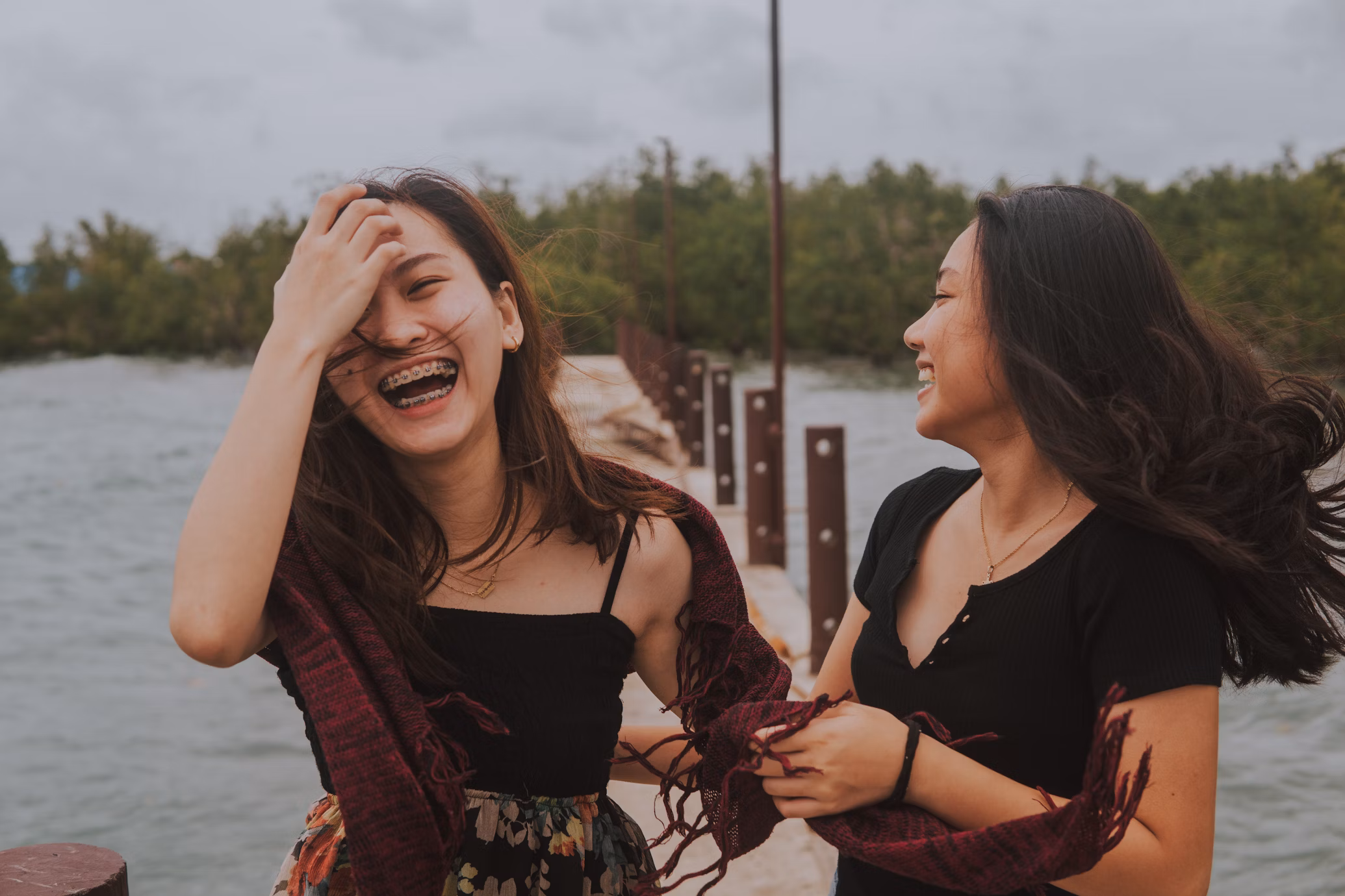 Người hay cười nhất thường là người cô đơn nhất – Vì sao? ” – Thức tỉnh tâm linh là gì?