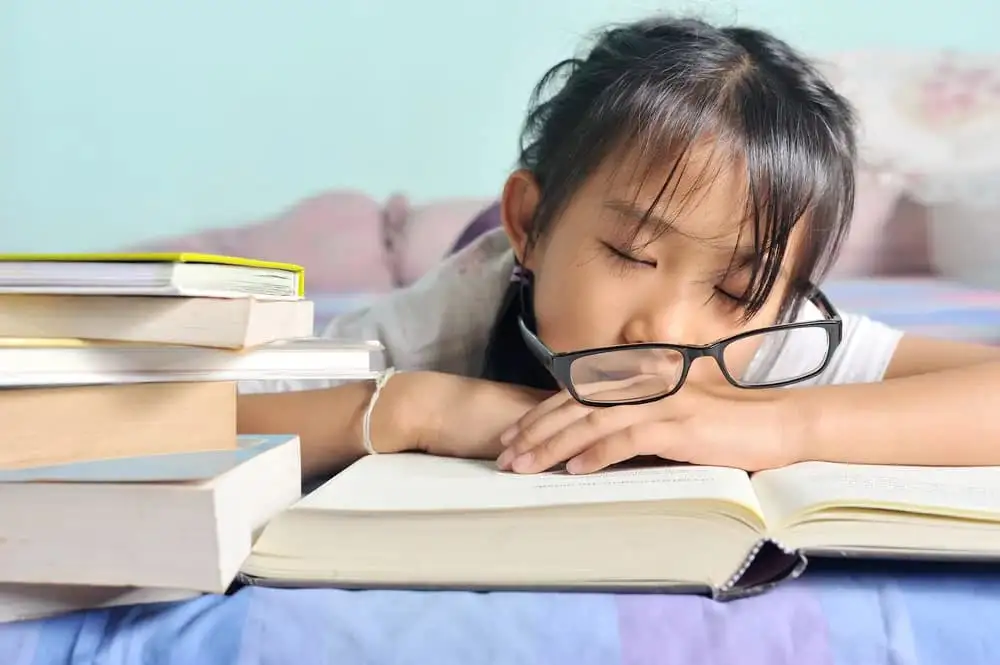 Cách hỗ trợ con học online mà không bị phân tâm: Cha mẹ cần áp dụng