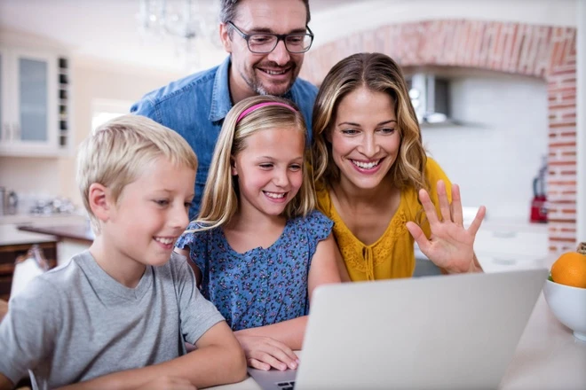 Cách hỗ trợ con học online mà không bị phân tâm: Cha mẹ cần áp dụng